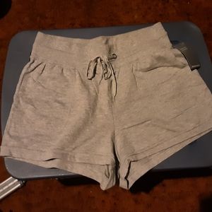 New Womans French Laundry shorts large  gray